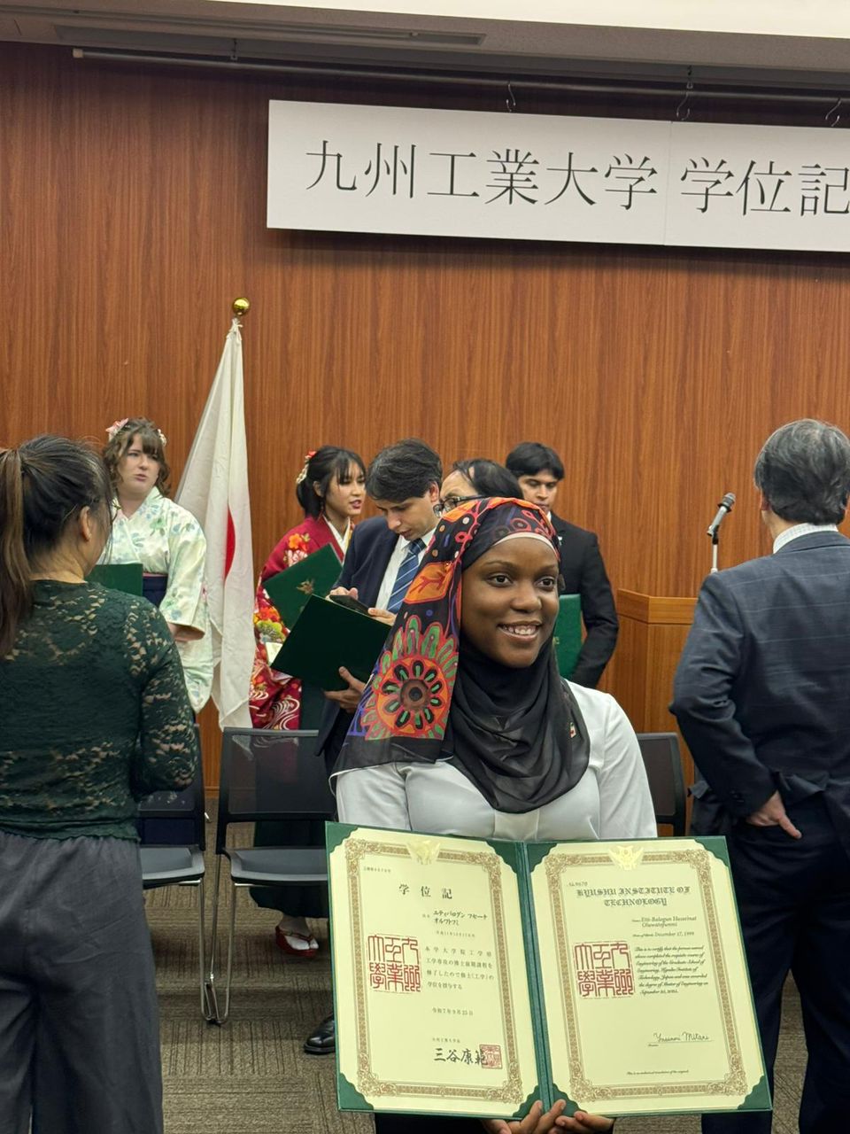 Medium example image 400x200